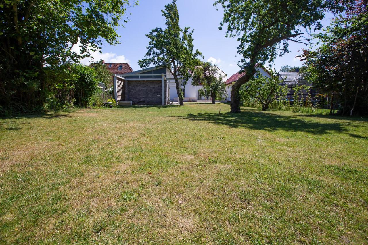 Kapitaenshaus Luv & Lee Villa Wustrow  Exteriör bild