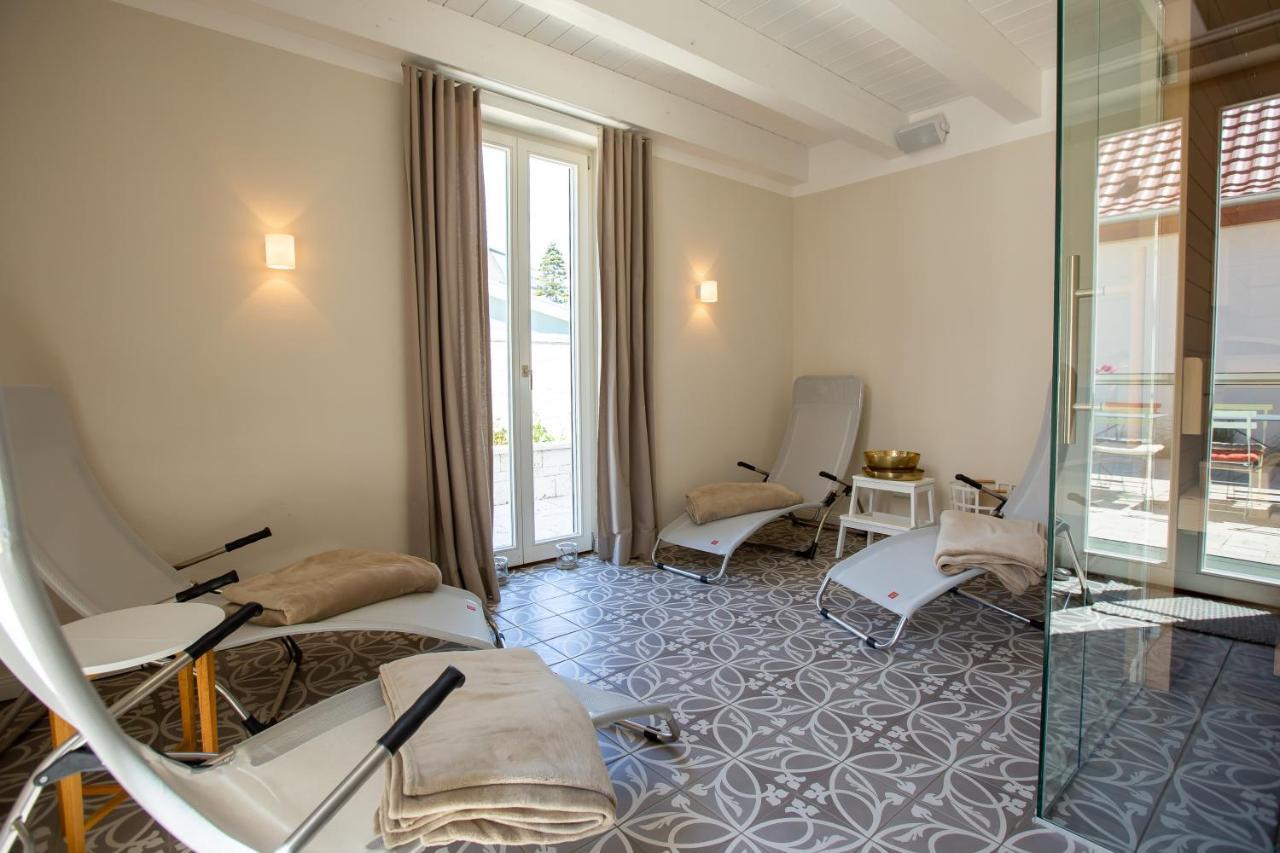 Kapitaenshaus Luv & Lee Villa Wustrow  Exteriör bild